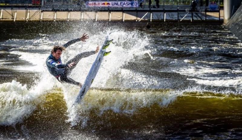 Ian Crane Performing at Red Bull Unleashed | Surf Park Central